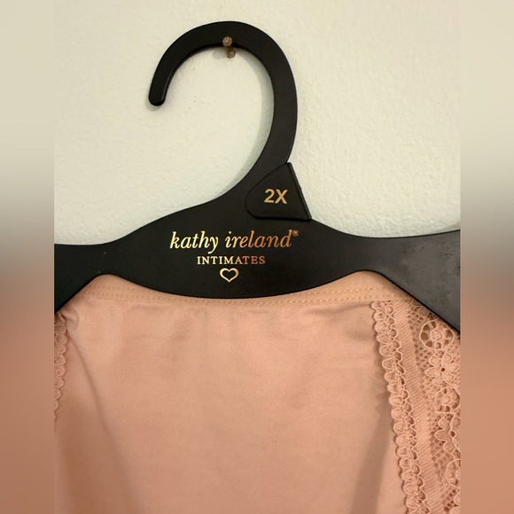 Kathy Ireland Women's Peach Briefs 2XL - Picture 4 of 4